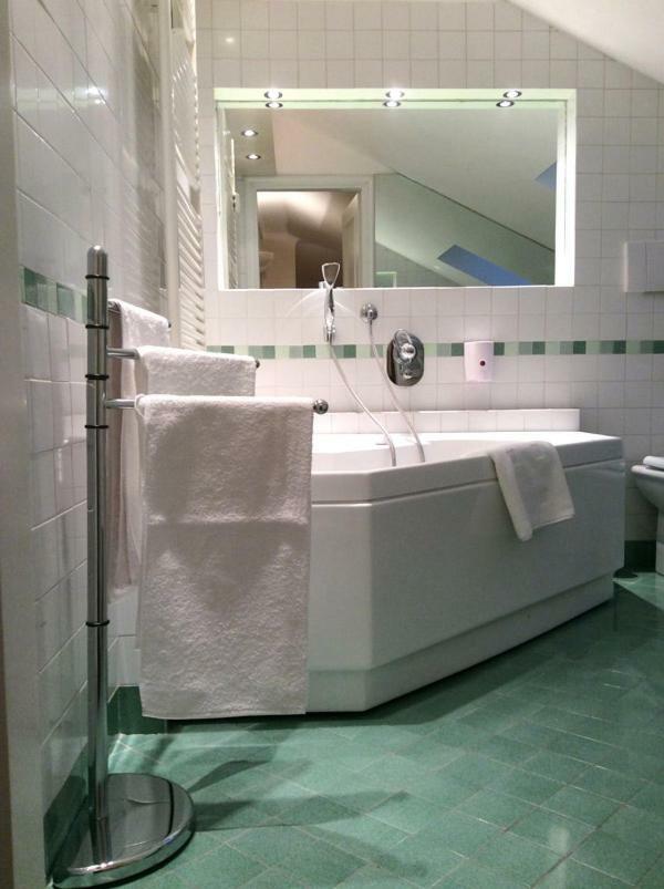 Apartment La Mansarda อัลบา ภายนอก รูปภาพ