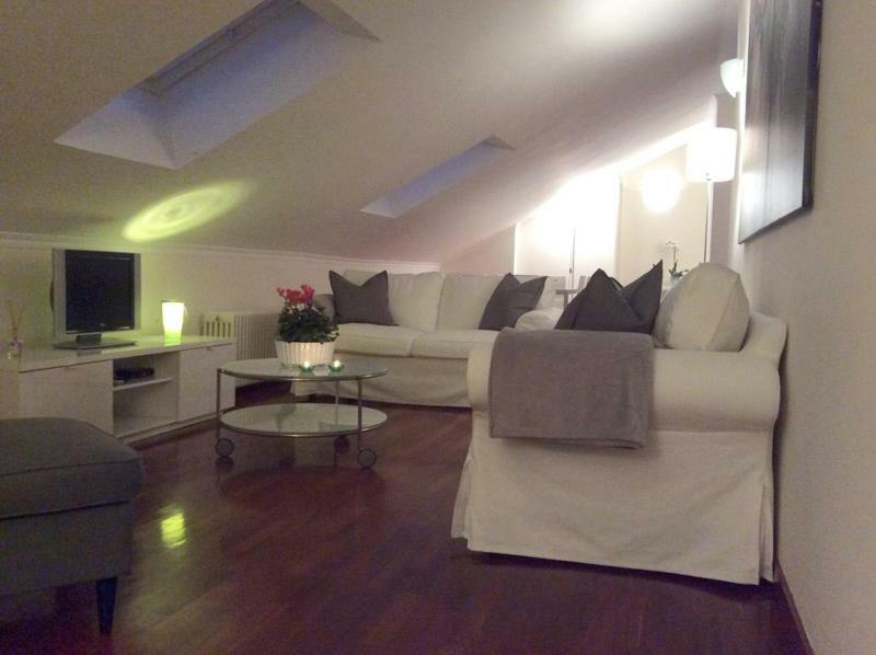 Apartment La Mansarda อัลบา ภายนอก รูปภาพ